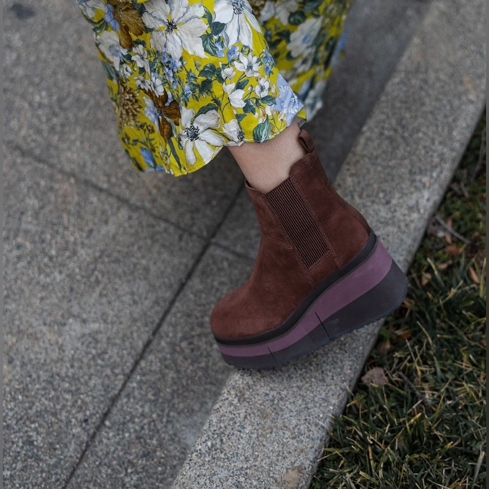 NAKED FEET GUILD CHELSEA PLATFORM BOOTS